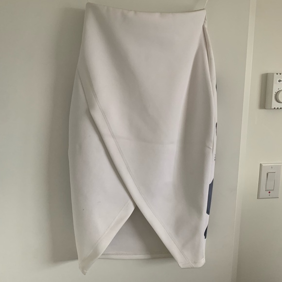 Sweatshirt with skirt set - Picture 5 of 5